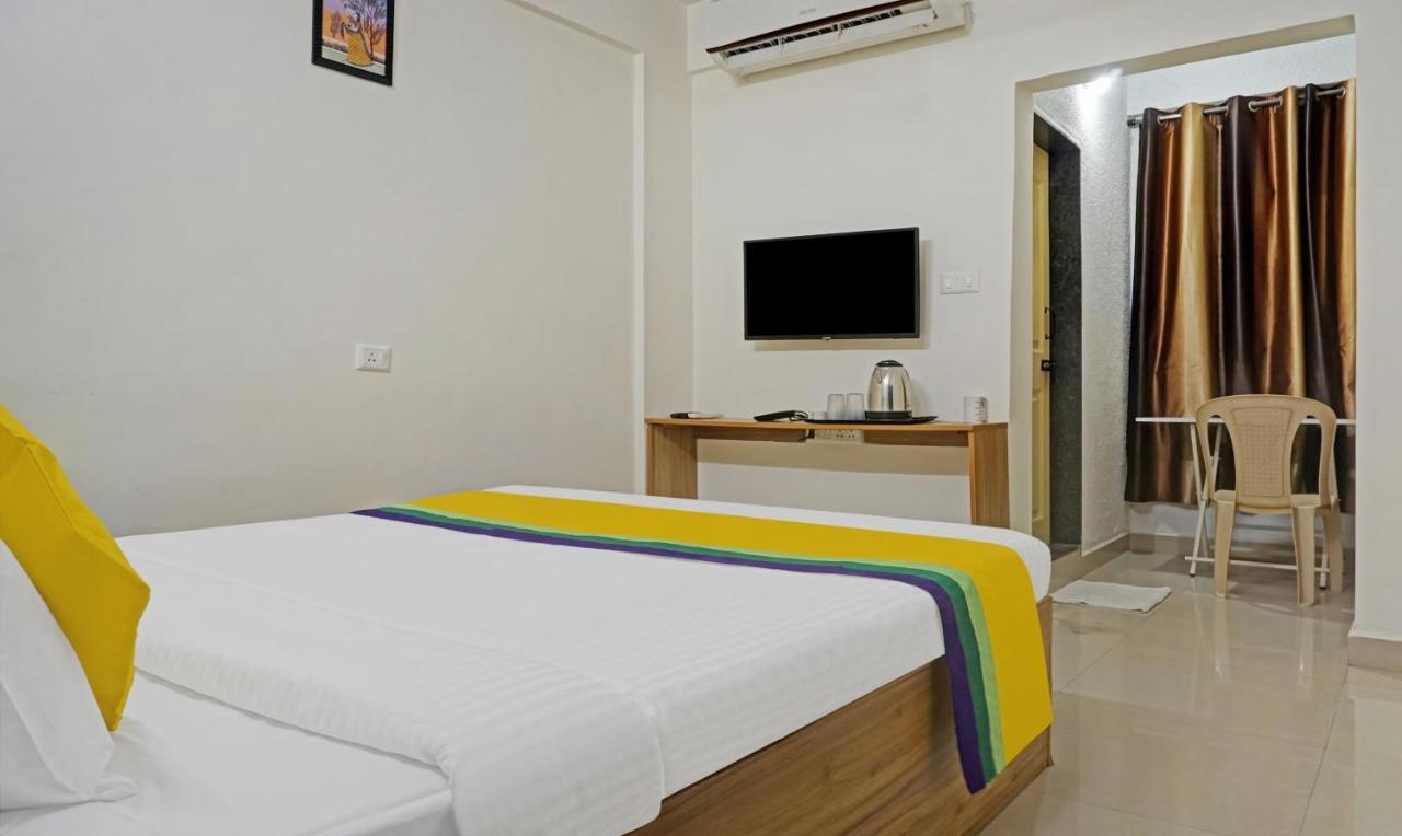 Itsy Hotels Ay Plus Hotels Kharadi Экстерьер фото